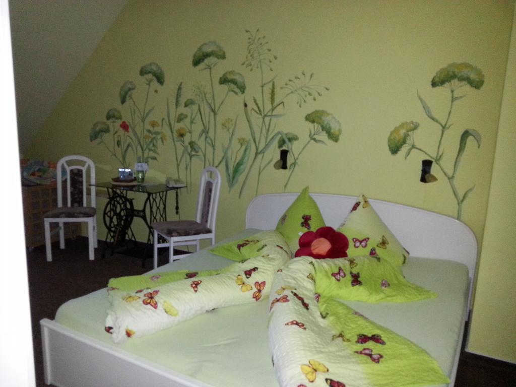 Landferienhaus Pension Erika Mühlhausen Kamer foto